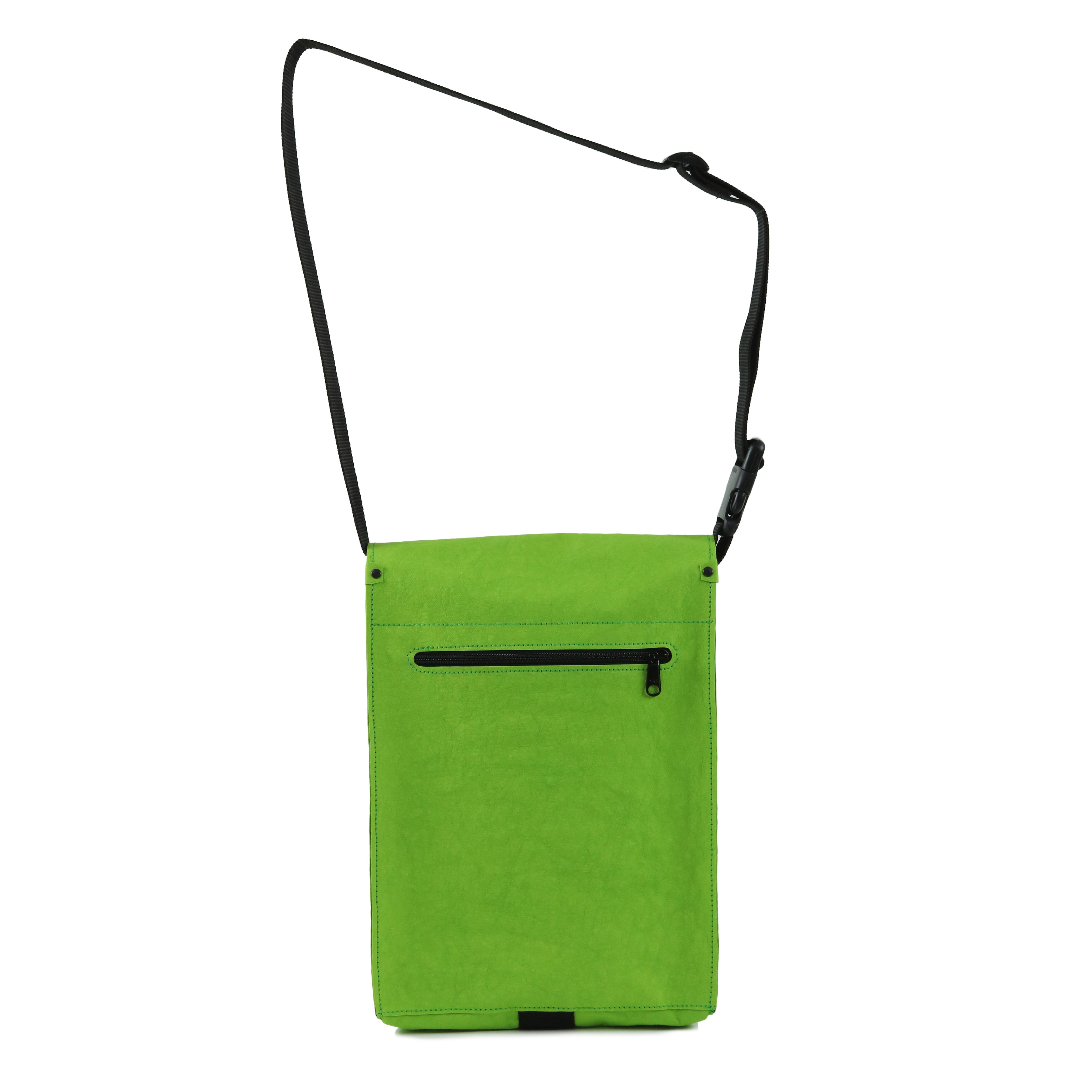 Ben-in-Apple-Green_106182_3020_02