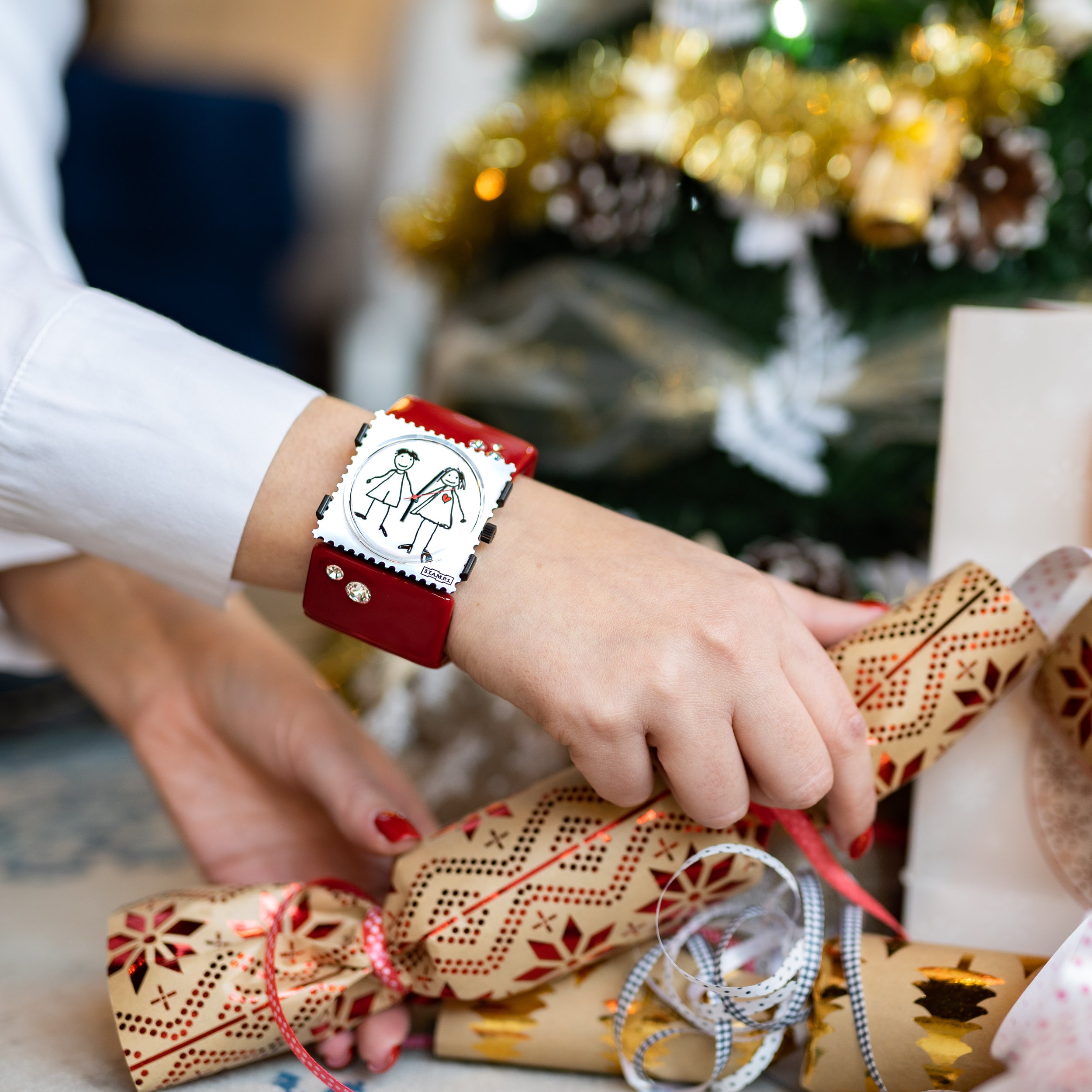 Haensel-Gretel_Belta_Diamond_Red