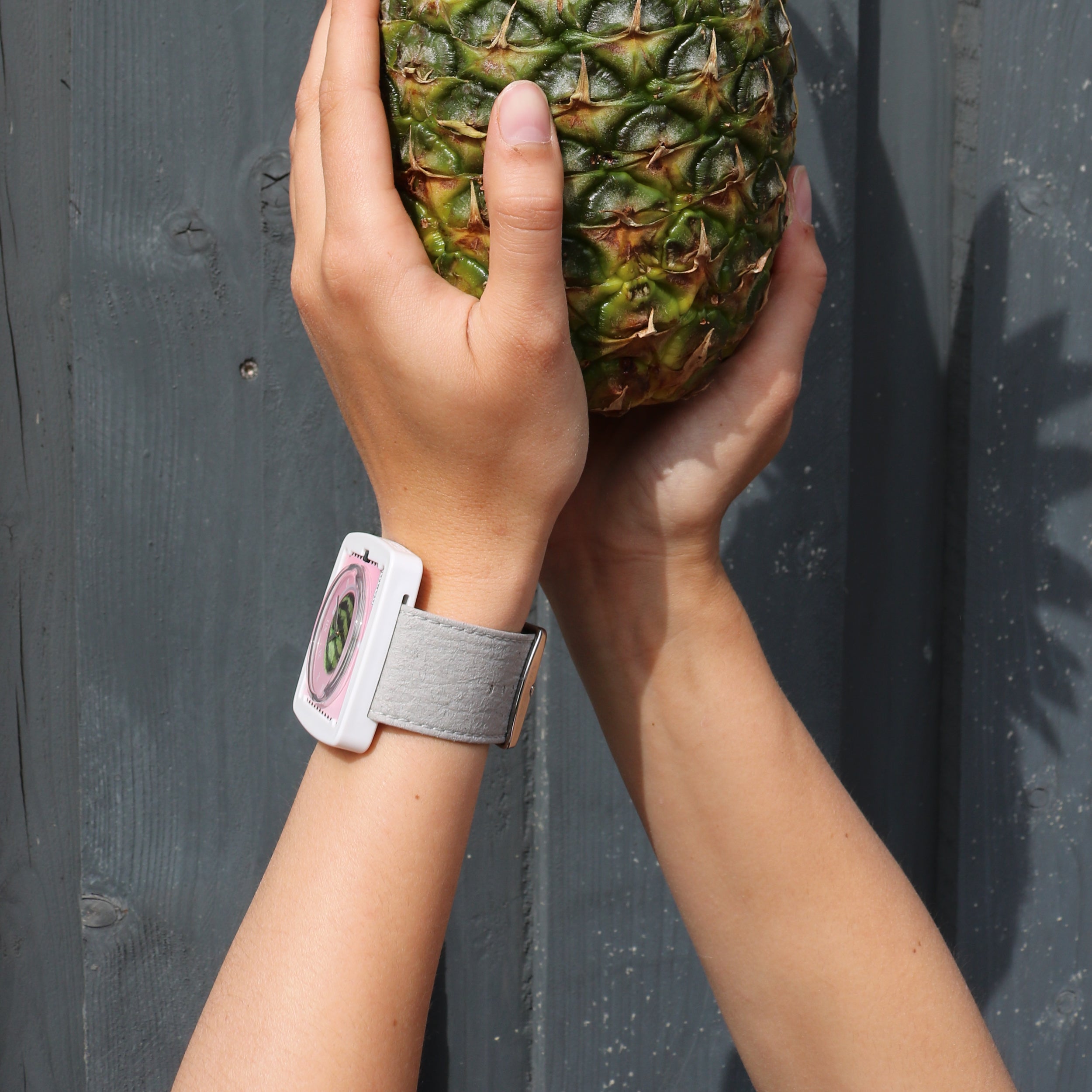 pineapple_azure_grey1epUd5wvJySO6