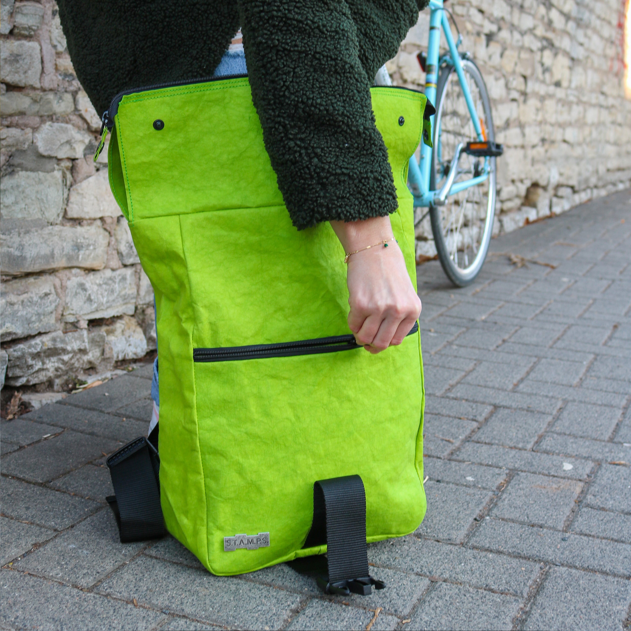 106181_3020_Columbus_in_Apple_Green_2