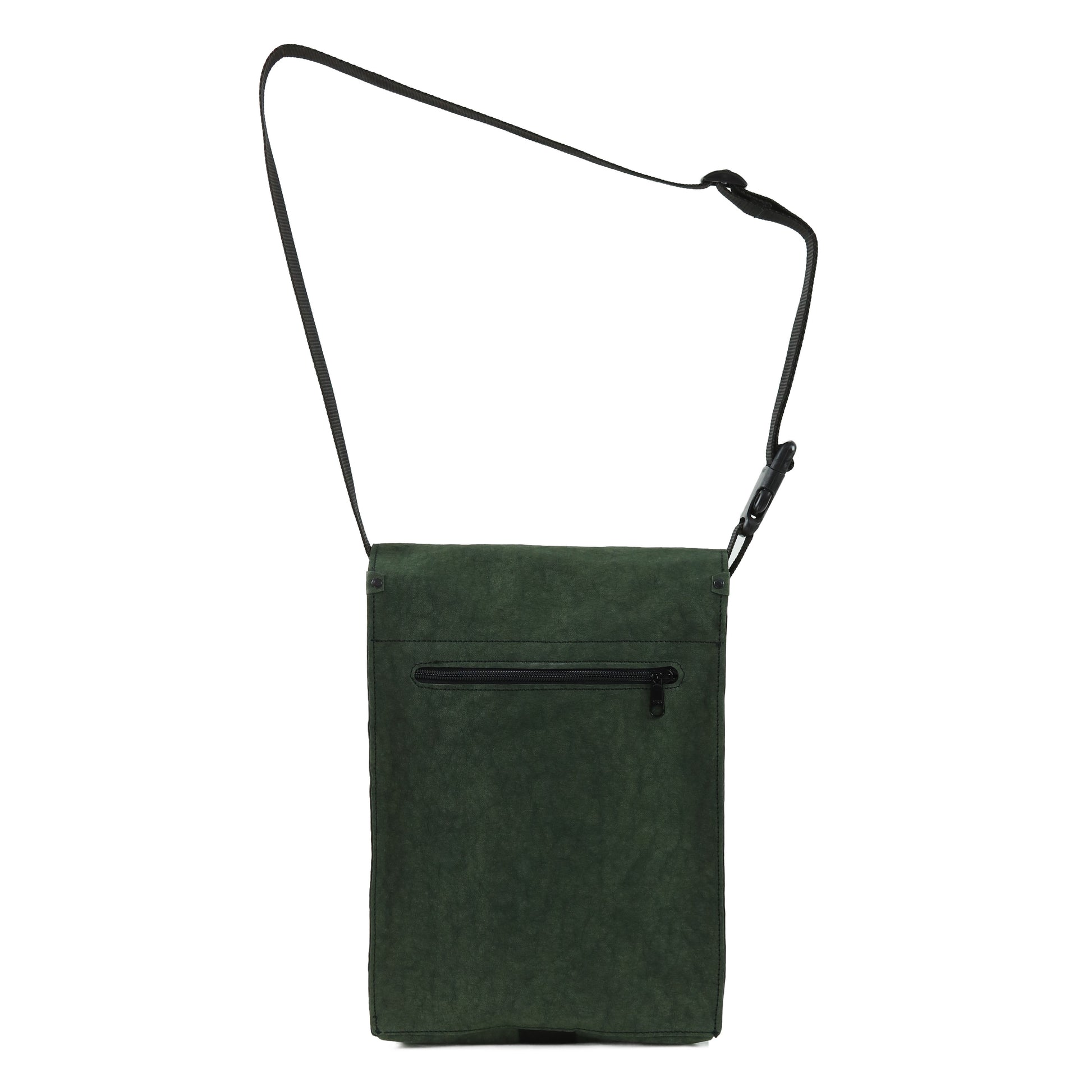 Ben-in-Dark-Green_106182_3400_02