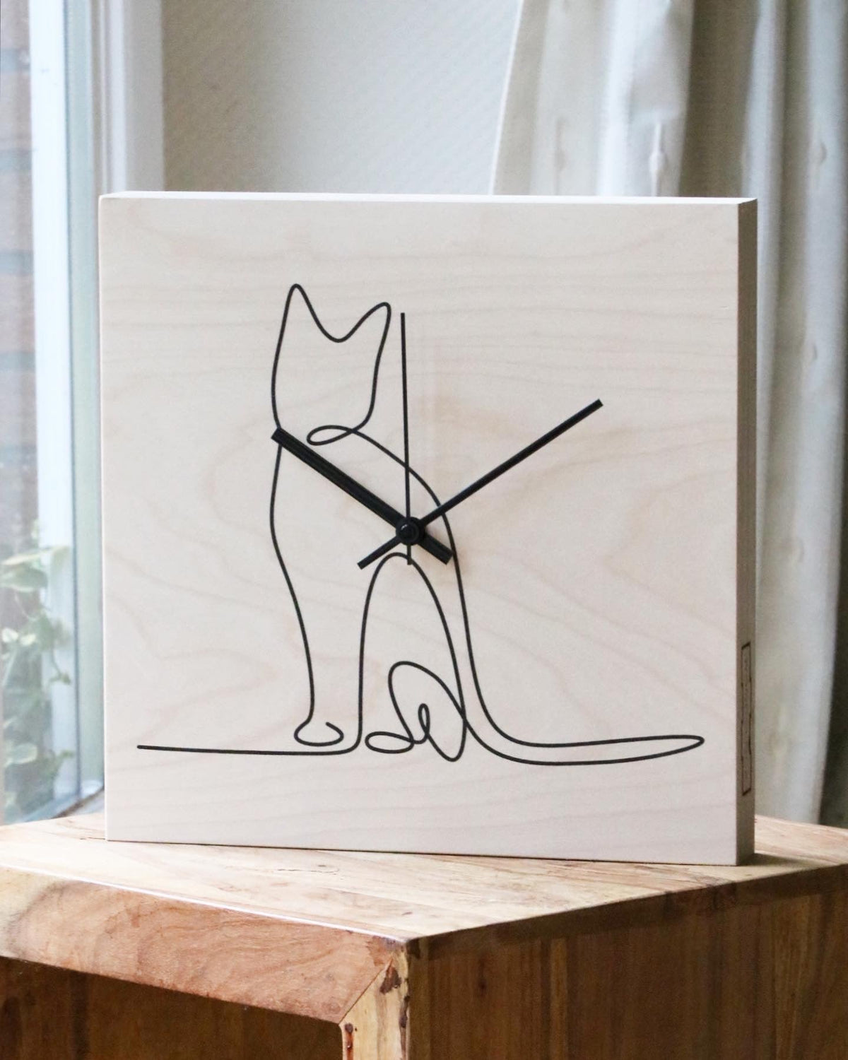 Rustic Cat Clock
