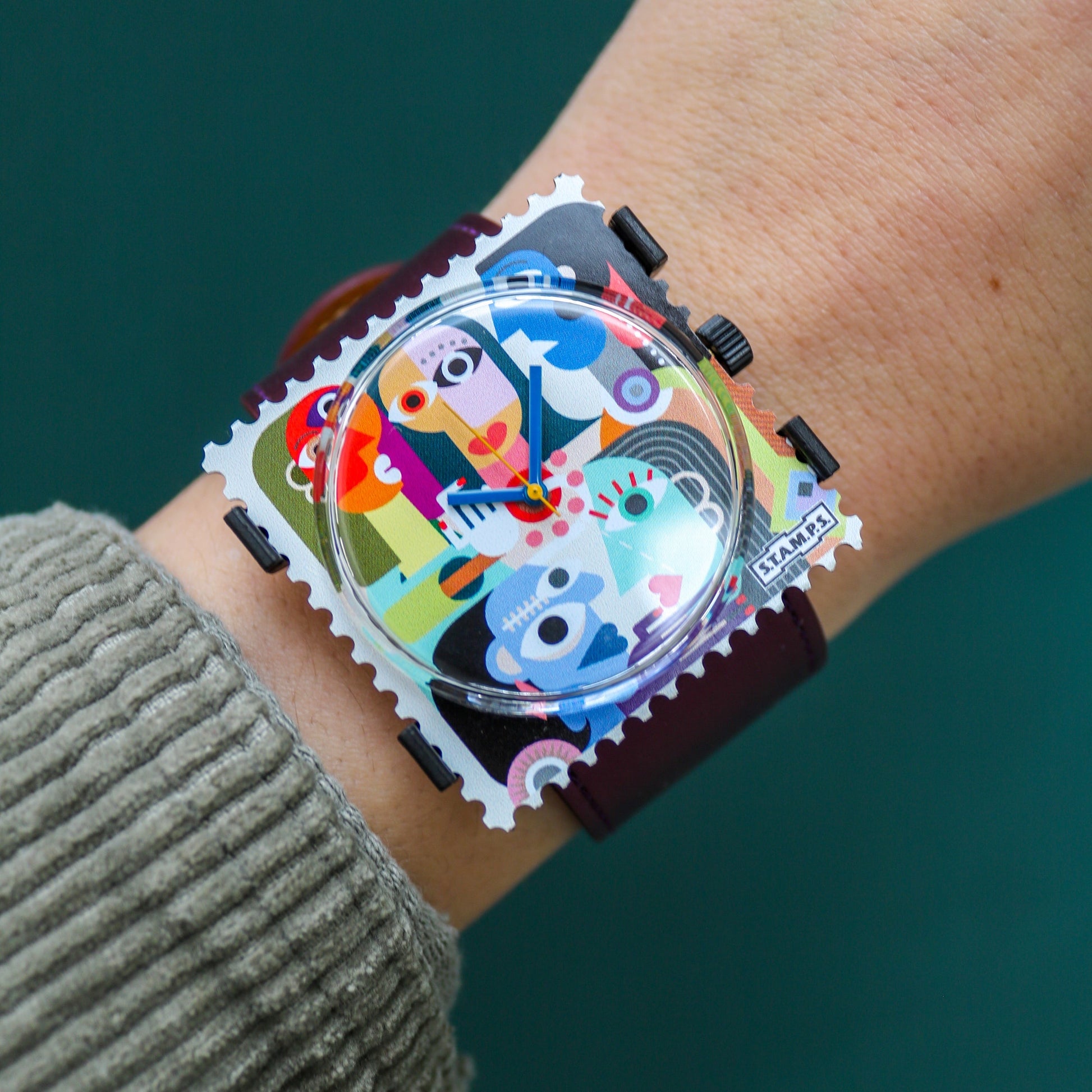 the_happy_crowd_satin_aubergine